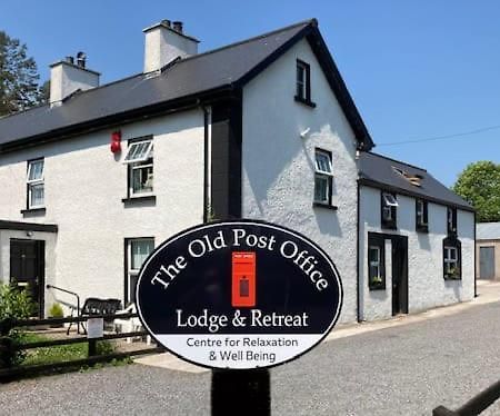 The Old Post Office Lodge Enniskillen Exterior photo