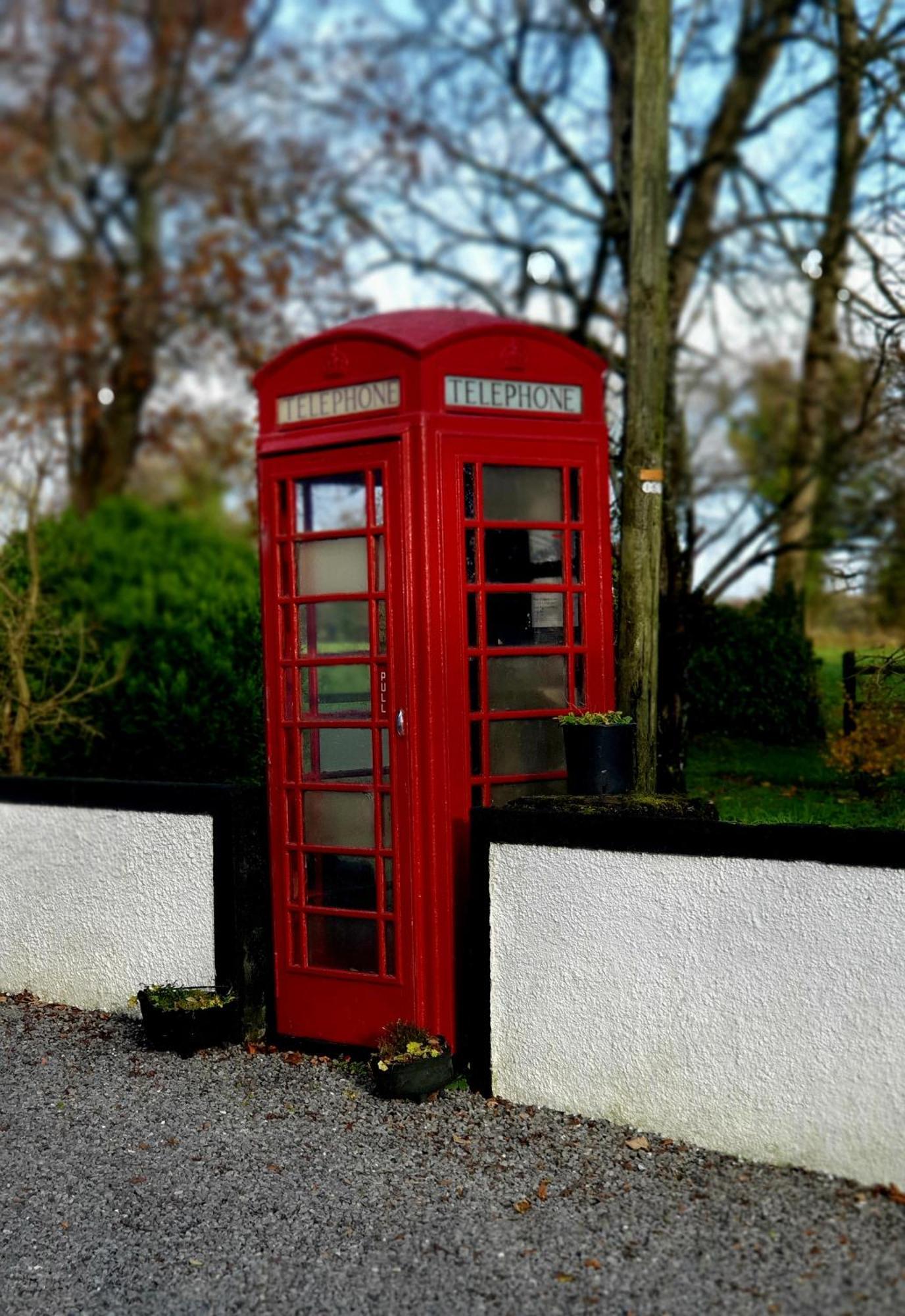 The Old Post Office Lodge Enniskillen Exterior photo